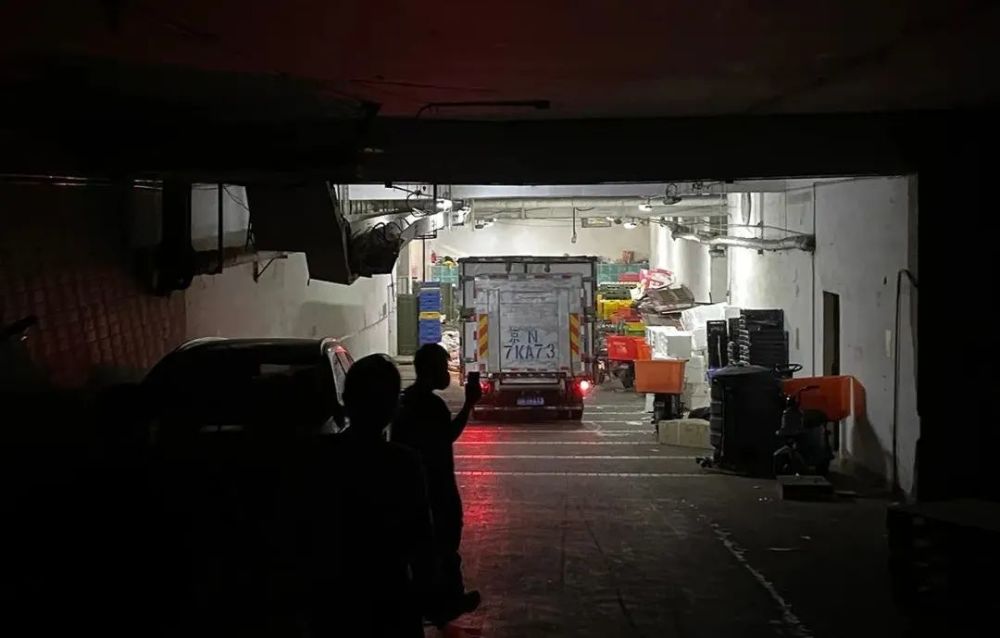 [公告][图文][注意][组图]北京居民囤菜第三天，我心疼这群没能上热搜的 第 1 张