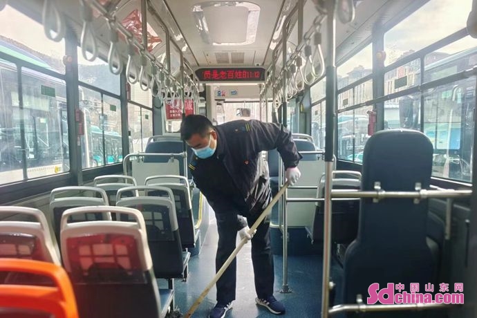济南公交K66路驾驶员张国峰：坚守，也是一种幸福 第 2 张